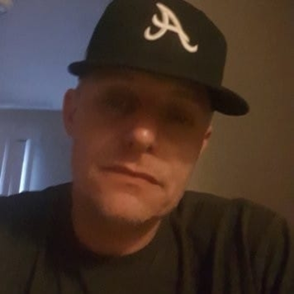 Meet your Posher, Rob - Picture 1 of 1